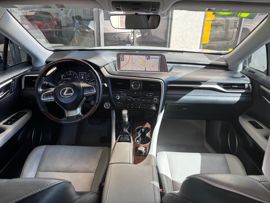 2016 Lexus RX Image 13