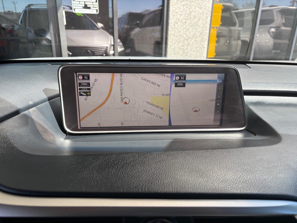 2016 Lexus RX Image 18