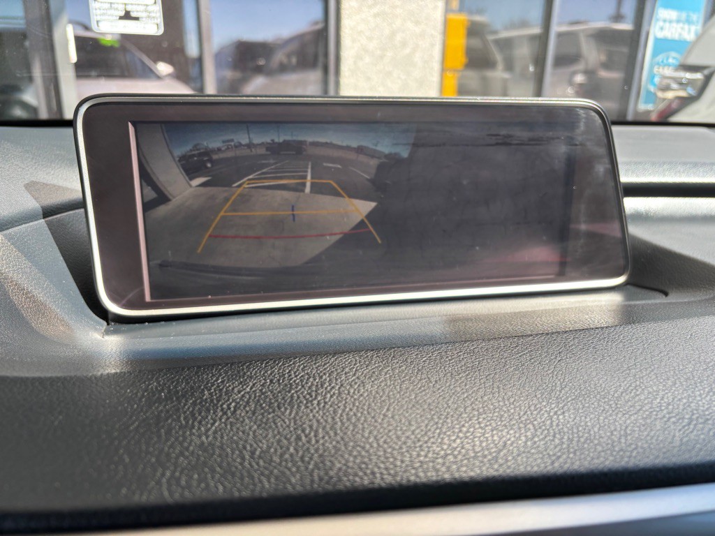 2016 Lexus RX Image 19