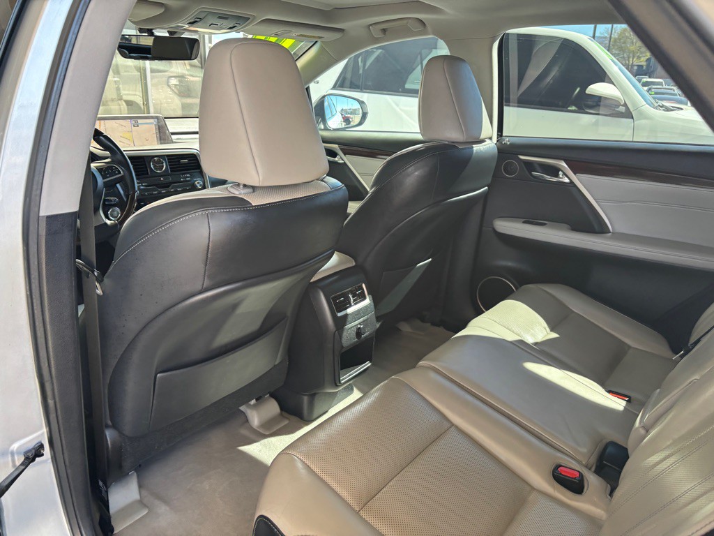 2016 Lexus RX Image 23