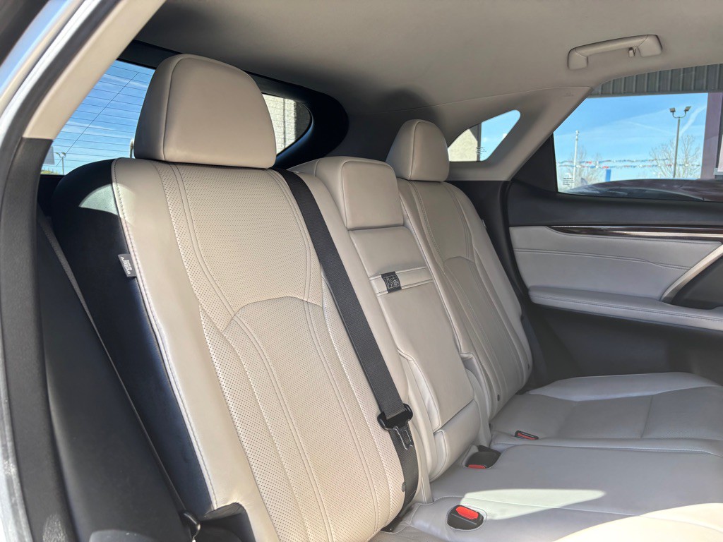 2016 Lexus RX Image 29