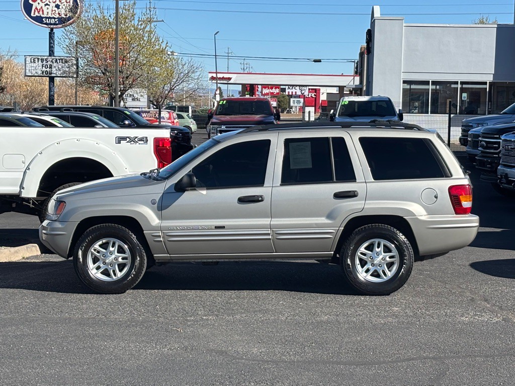 2004 Jeep Grand Cherokee Image 2