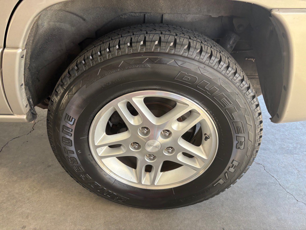 2004 Jeep Grand Cherokee Image 50