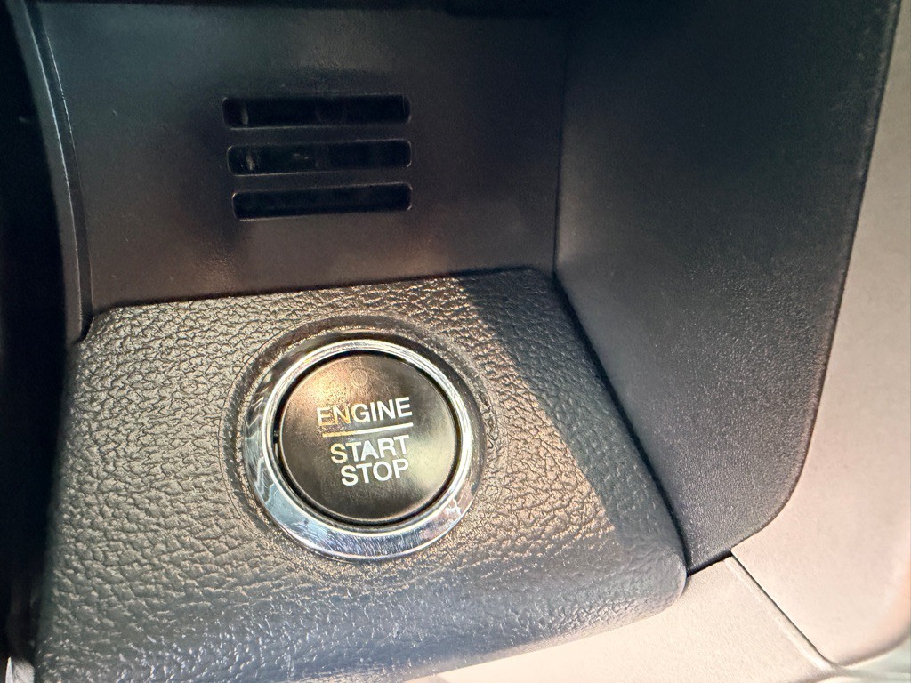 2022 Ford F-250 Image 12