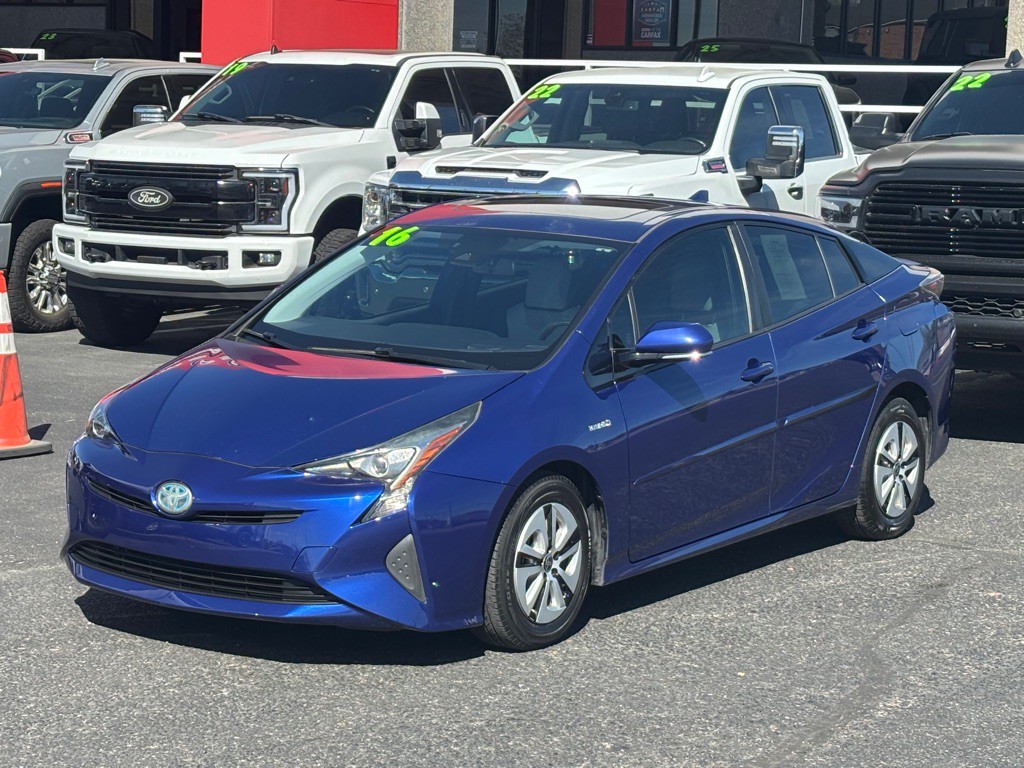 2016 Toyota Prius Image 1