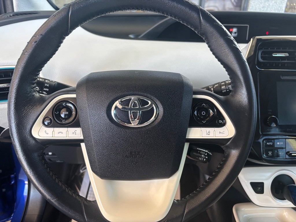 2016 Toyota Prius Image 8