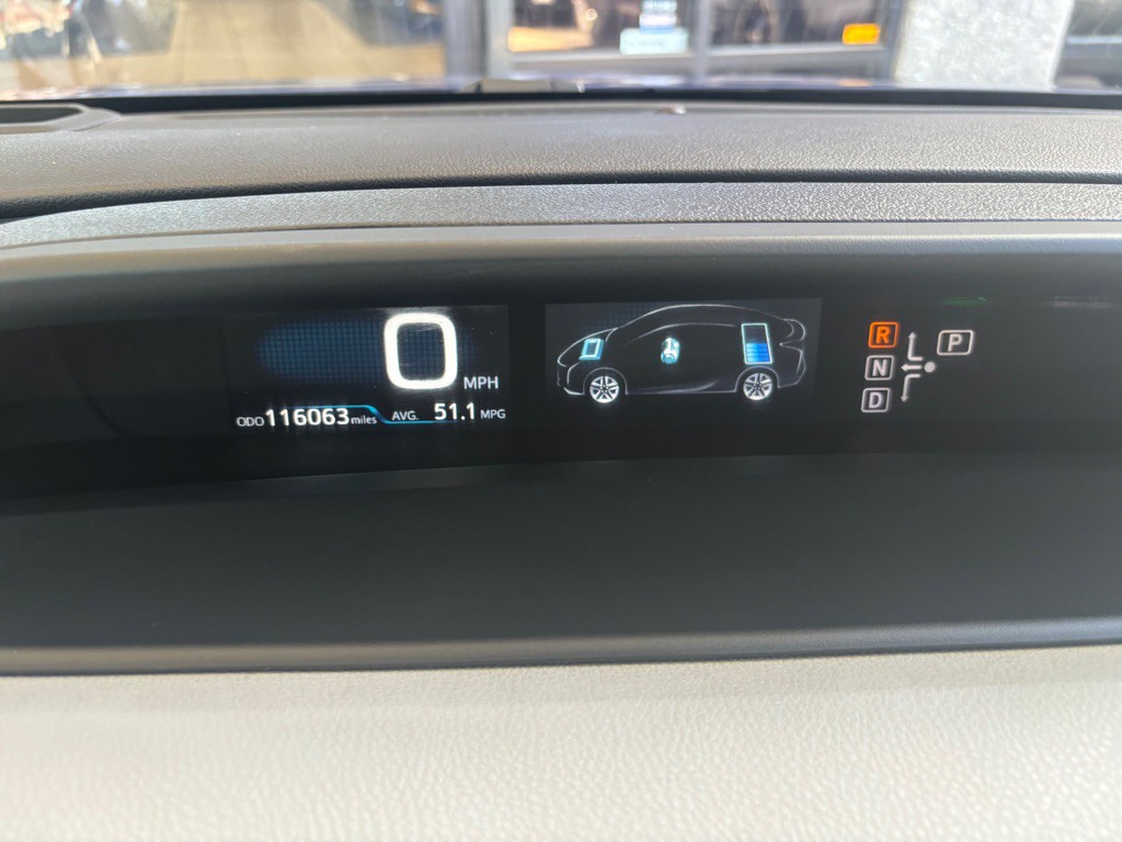 2016 Toyota Prius Image 13