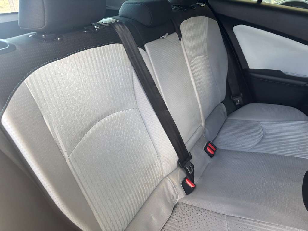 2016 Toyota Prius Image 24