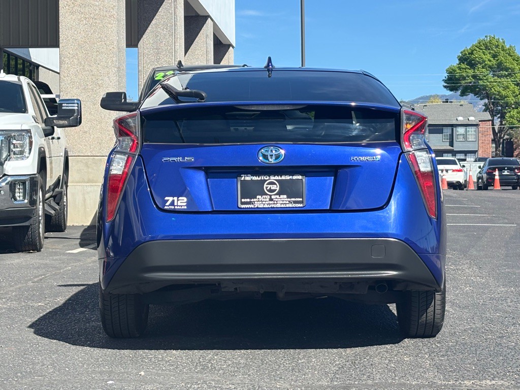 2016 Toyota Prius Image 40