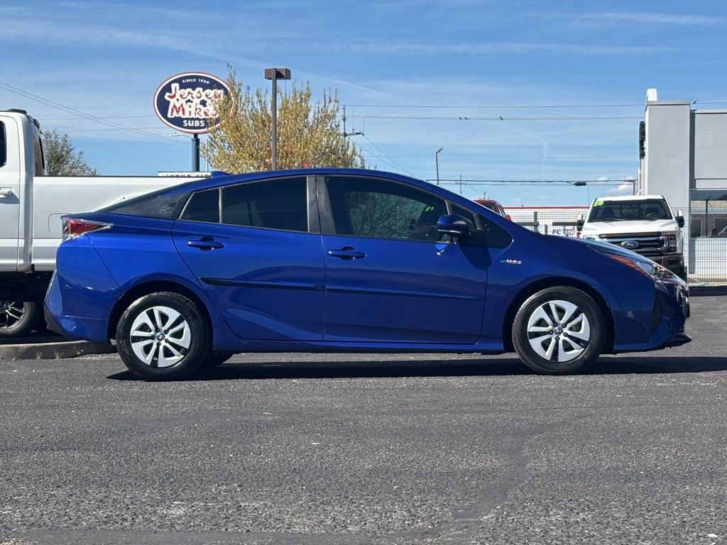 2016 Toyota Prius Image 44