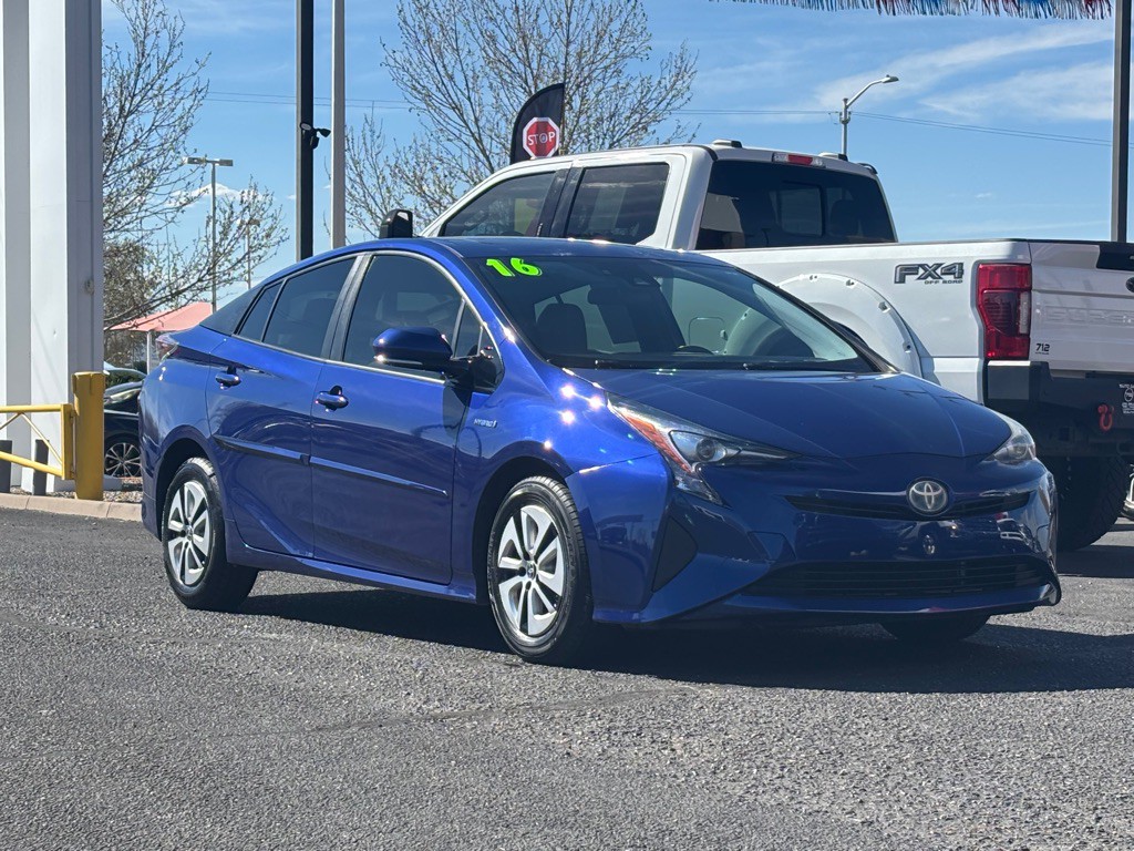 2016 Toyota Prius Image 45