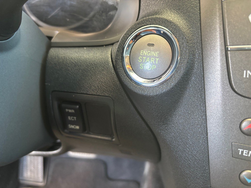 2014 Lexus IS Image 18