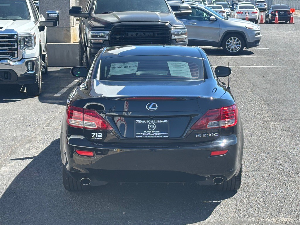 2014 Lexus IS Image 40