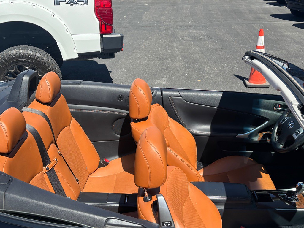 2014 Lexus IS Image 57