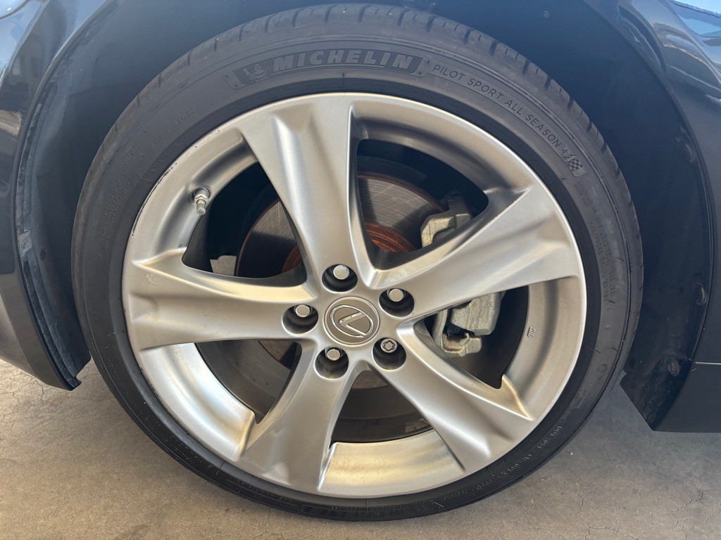 2014 Lexus IS Image 62