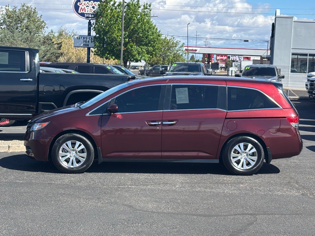 2016 Honda Odyssey Image 2