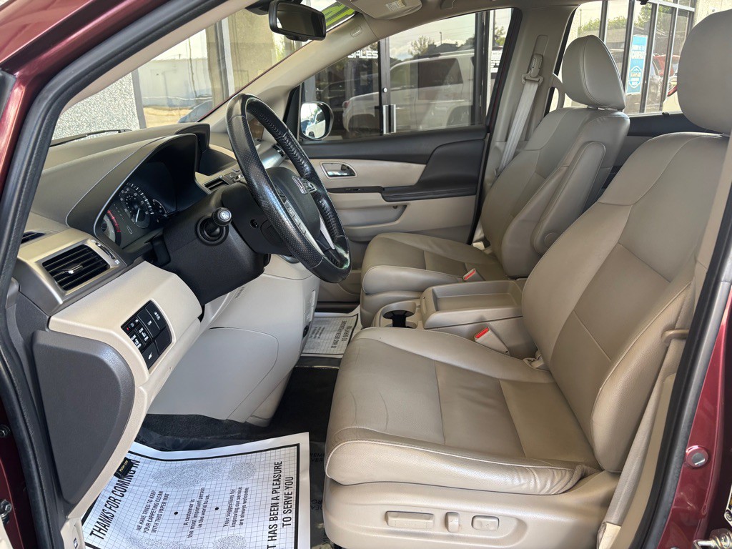 2016 Honda Odyssey Image 5