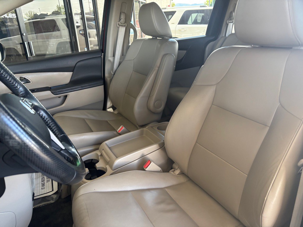 2016 Honda Odyssey Image 6