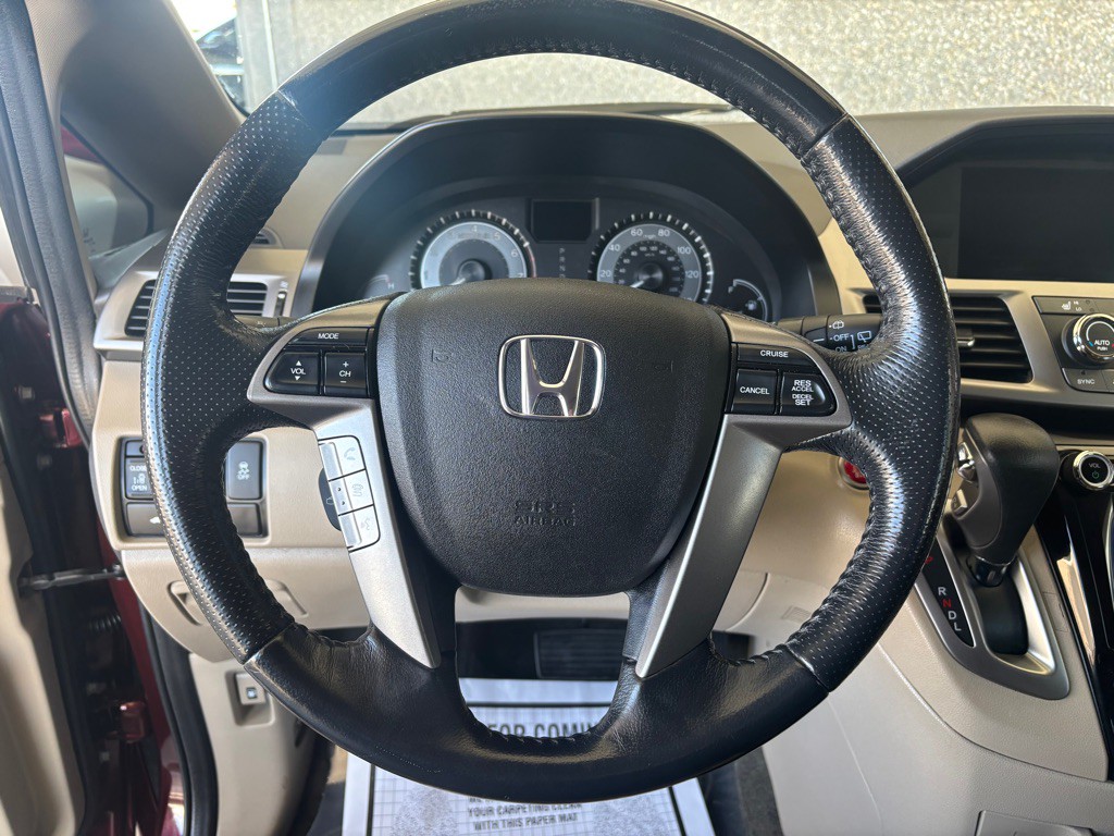 2016 Honda Odyssey Image 8