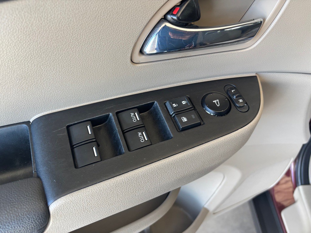 2016 Honda Odyssey Image 21