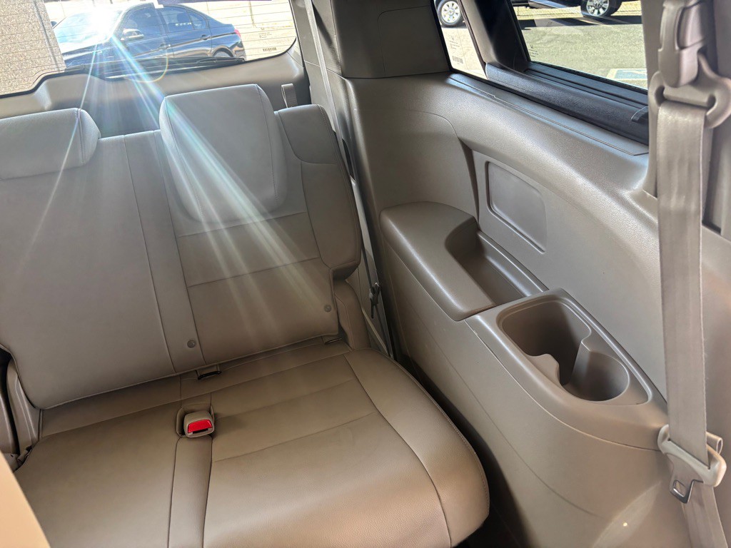 2016 Honda Odyssey Image 27