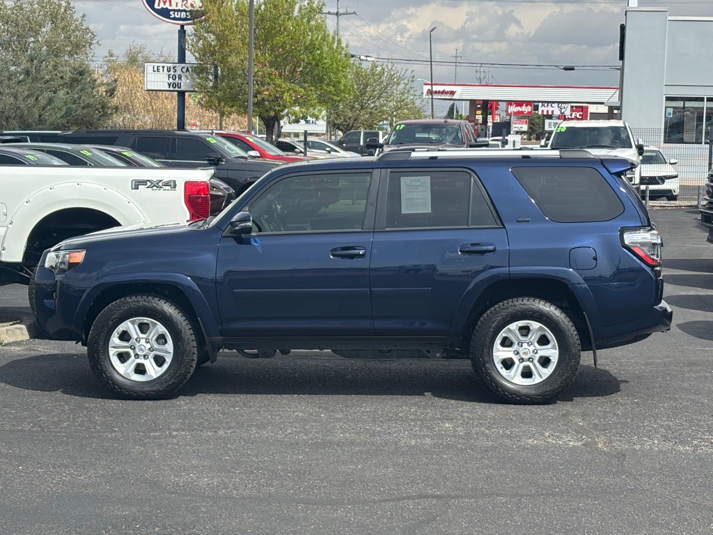 2019 Toyota 4Runner Image 2