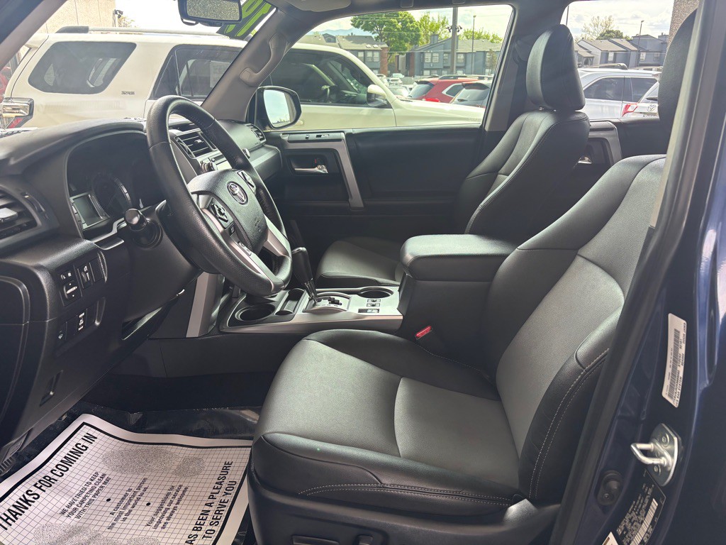 2019 Toyota 4Runner Image 5