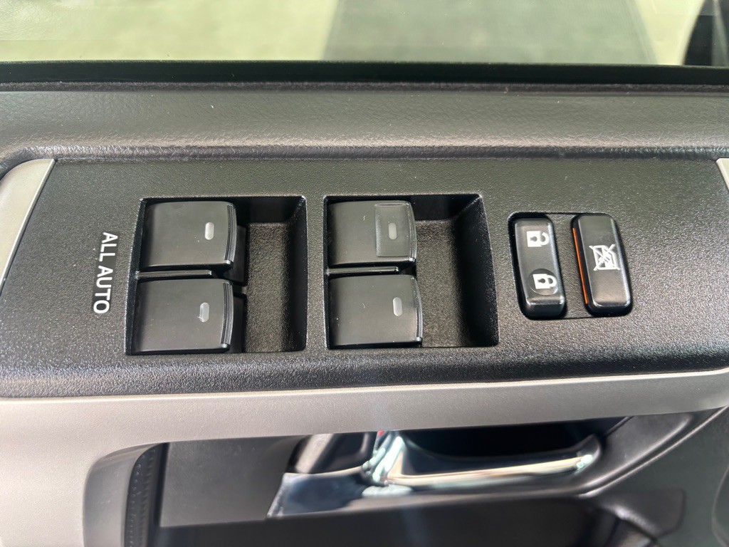 2019 Toyota 4Runner Image 21