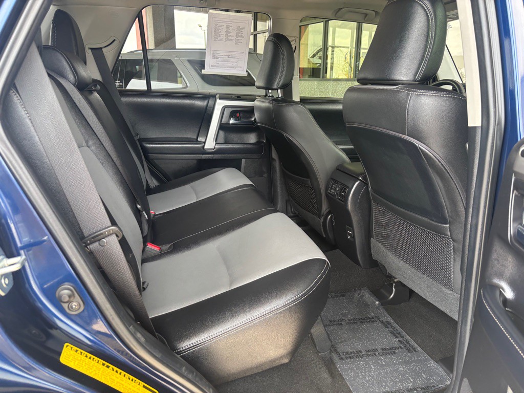 2019 Toyota 4Runner Image 30