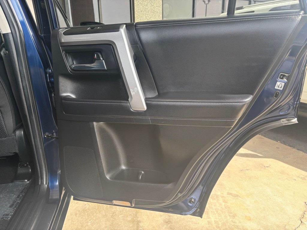 2019 Toyota 4Runner Image 33