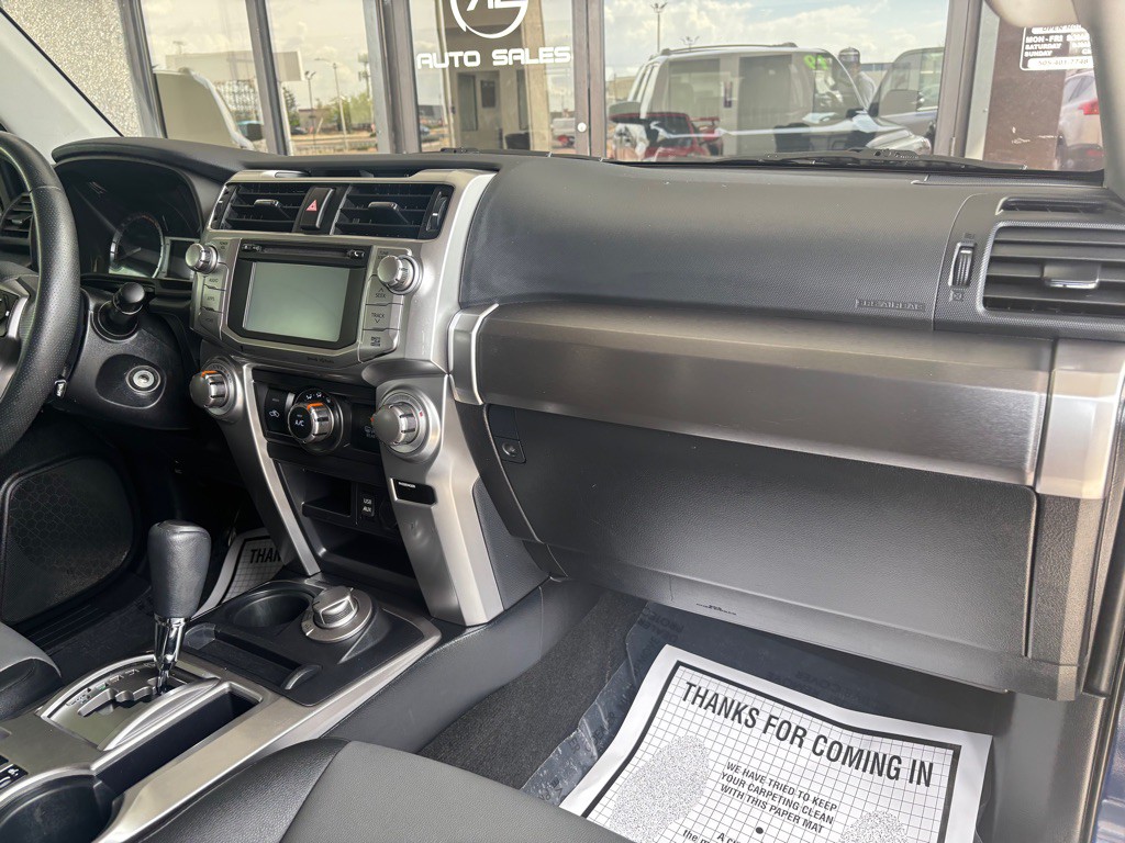 2019 Toyota 4Runner Image 36