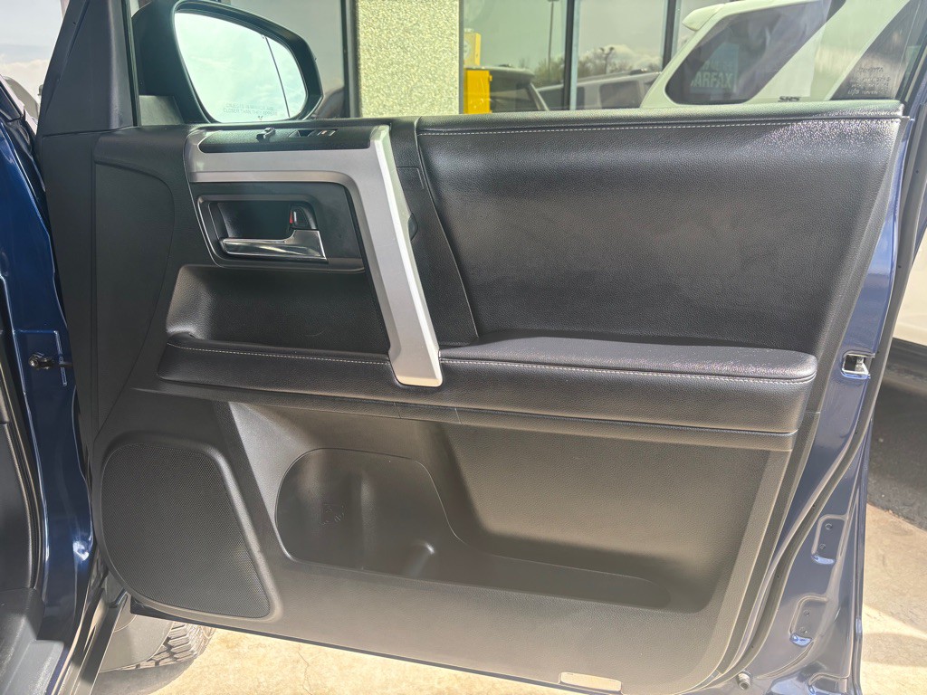 2019 Toyota 4Runner Image 37