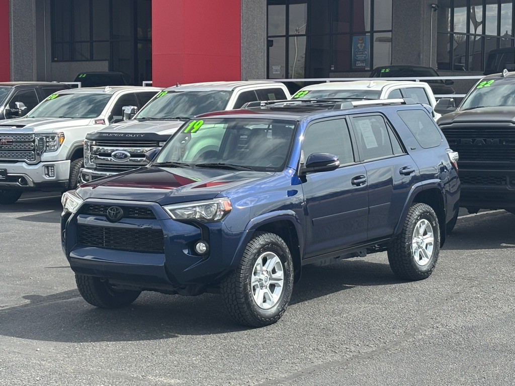 2019 Toyota 4Runner Image 40