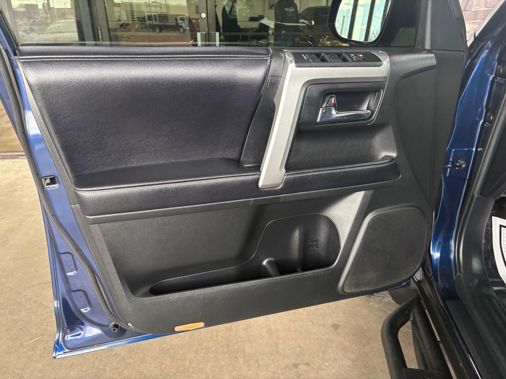 2019 Toyota 4Runner Image 21