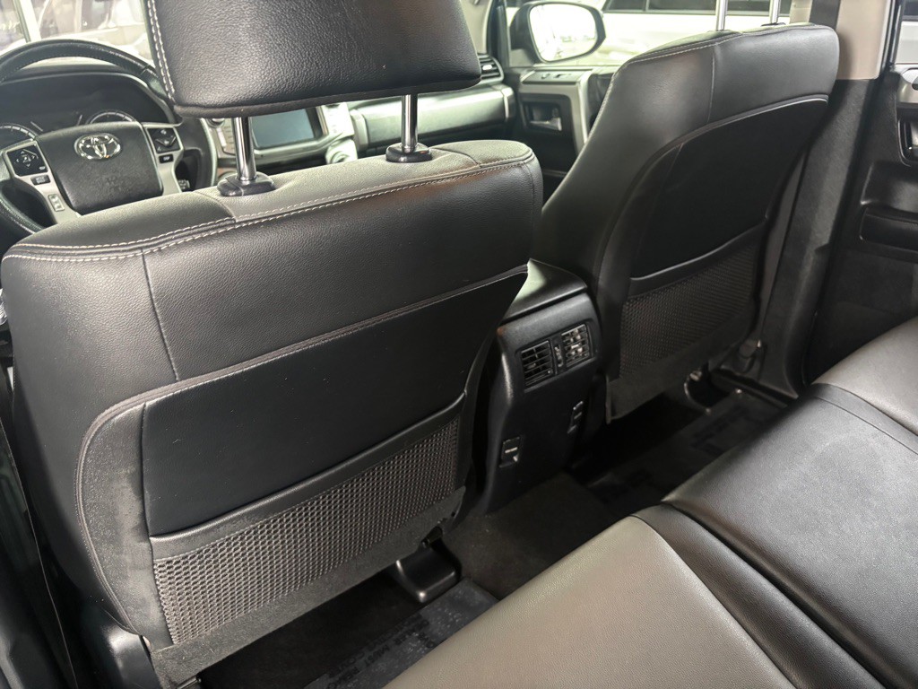 2019 Toyota 4Runner Image 25