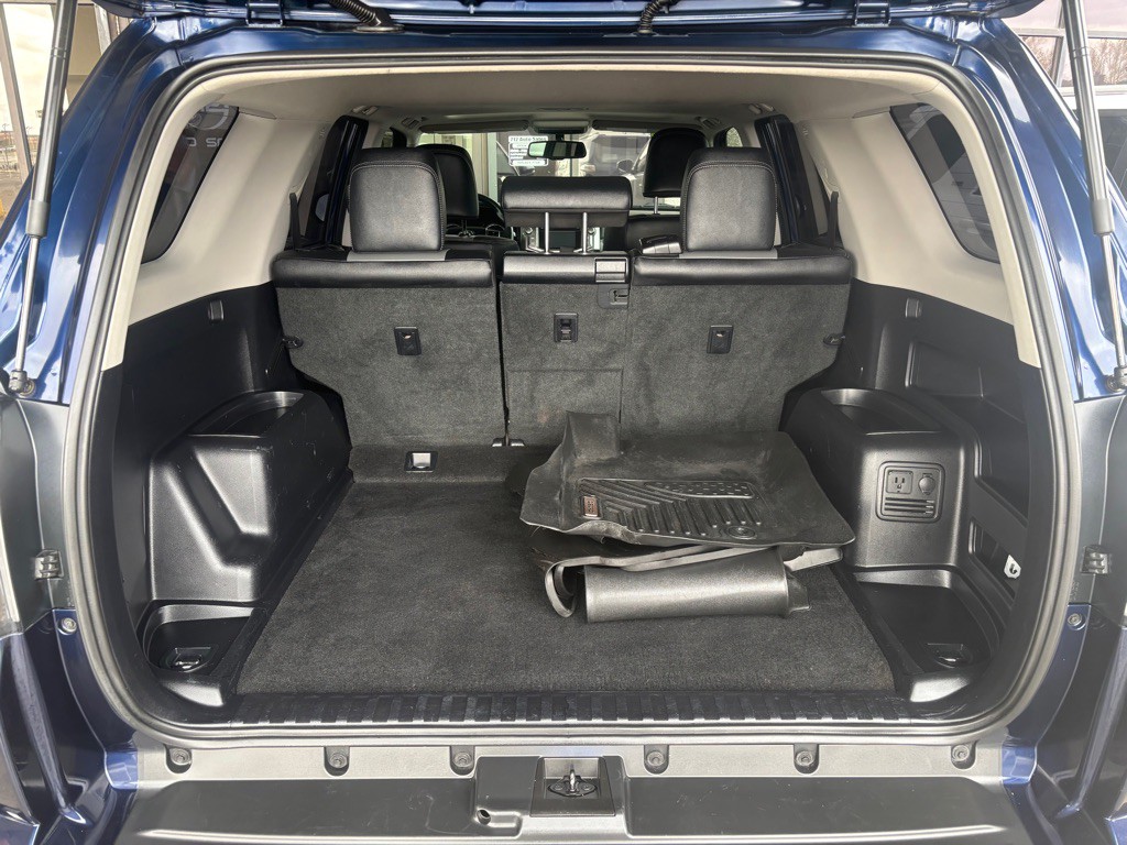 2019 Toyota 4Runner Image 30