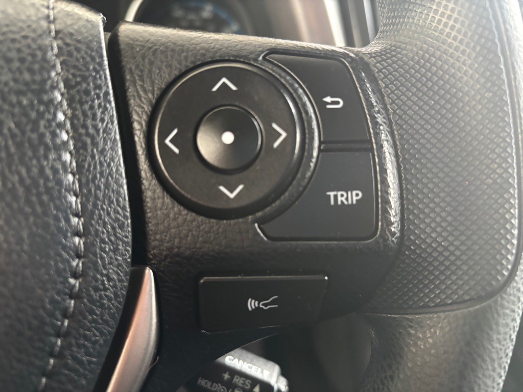 2018 Toyota Rav4 Image 9