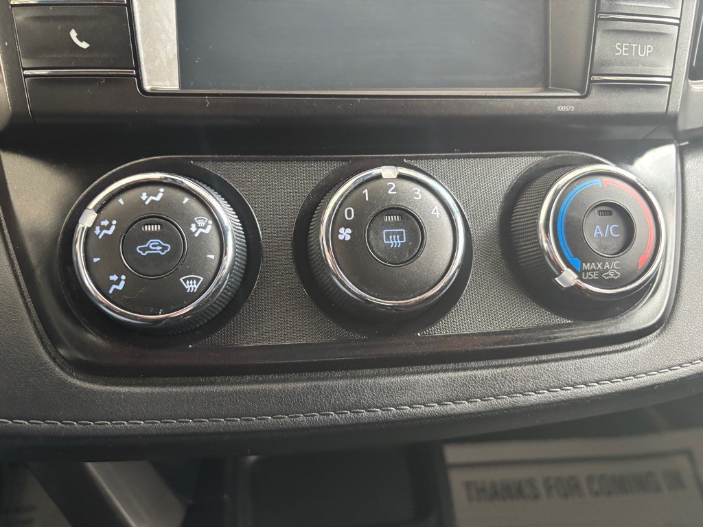 2018 Toyota Rav4 Image 16