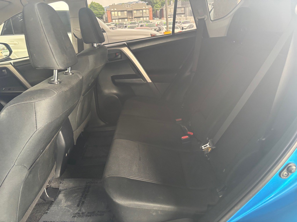 2018 Toyota Rav4 Image 23