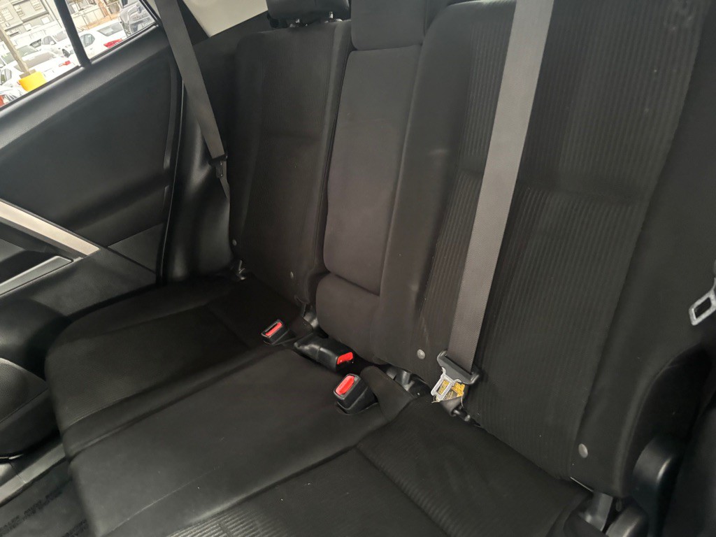 2018 Toyota Rav4 Image 24