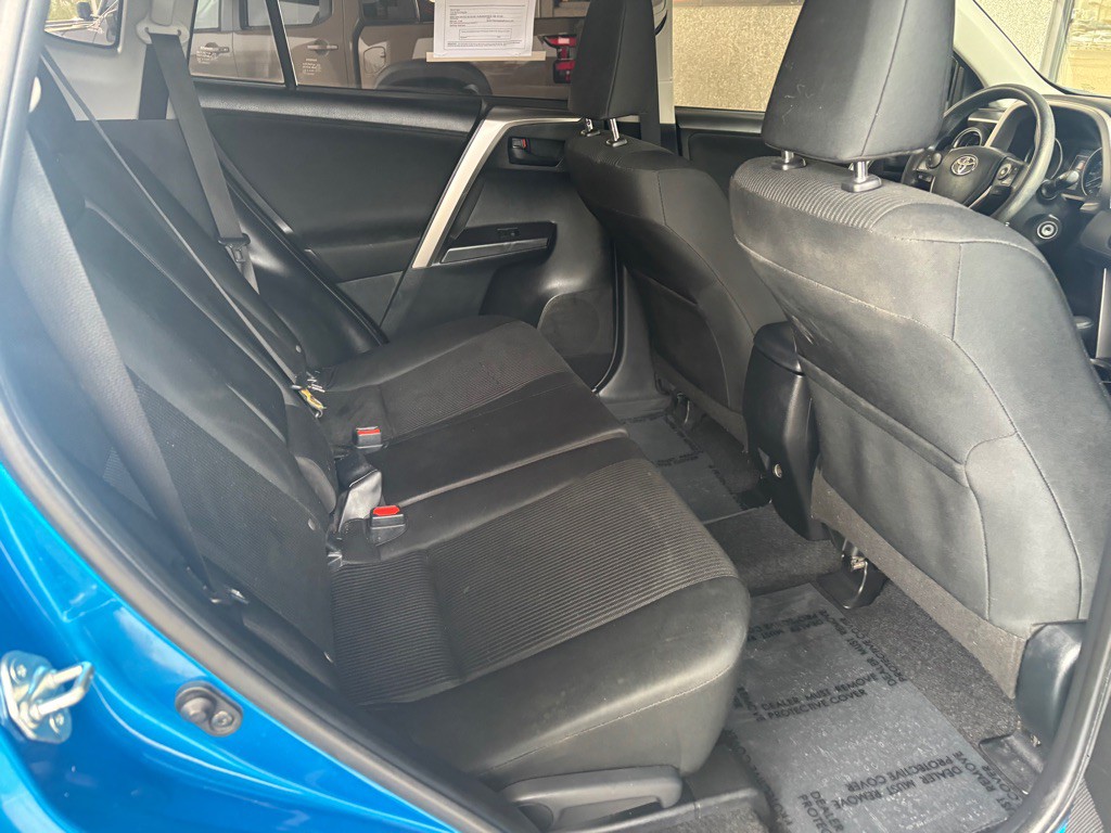 2018 Toyota Rav4 Image 30