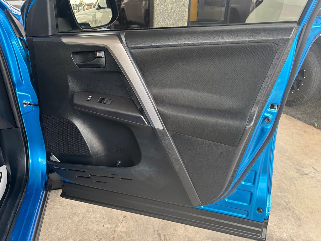 2018 Toyota Rav4 Image 37