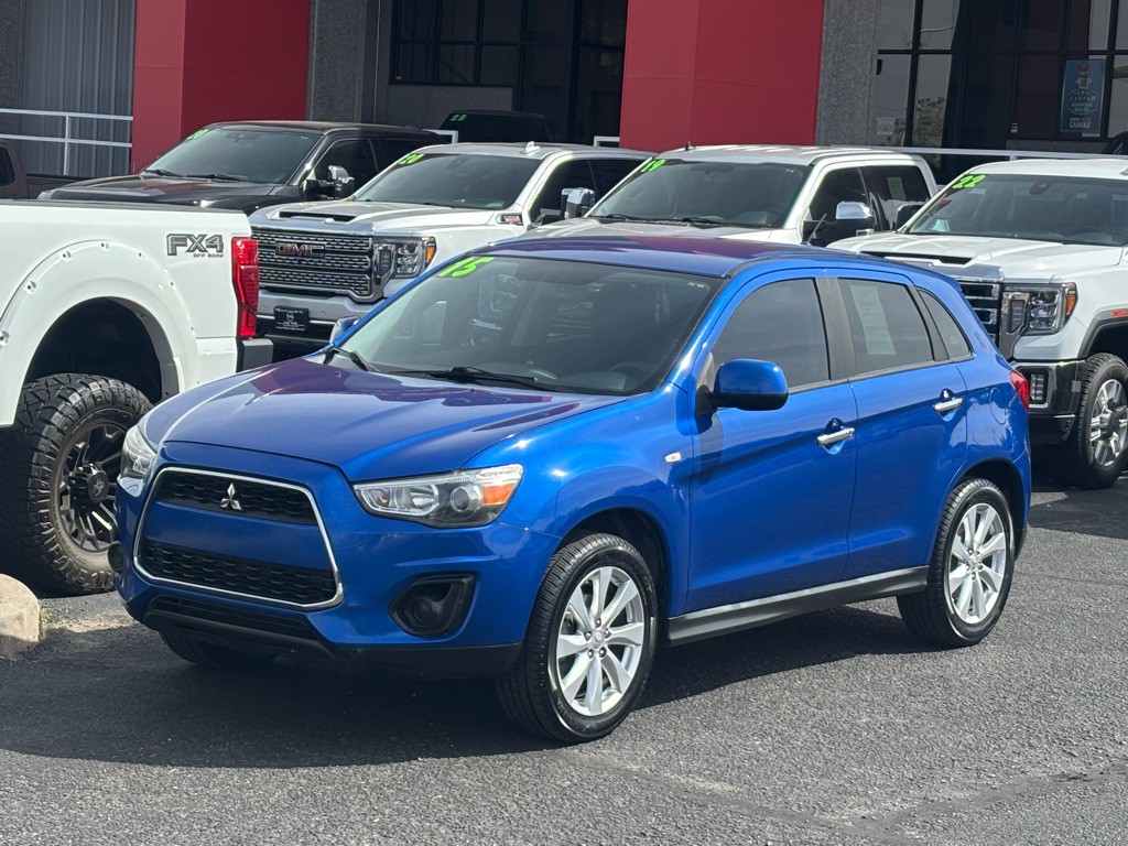 2015 Mitsubishi Outlander Image 1