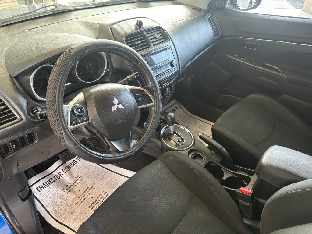 2015 Mitsubishi Outlander Image 7