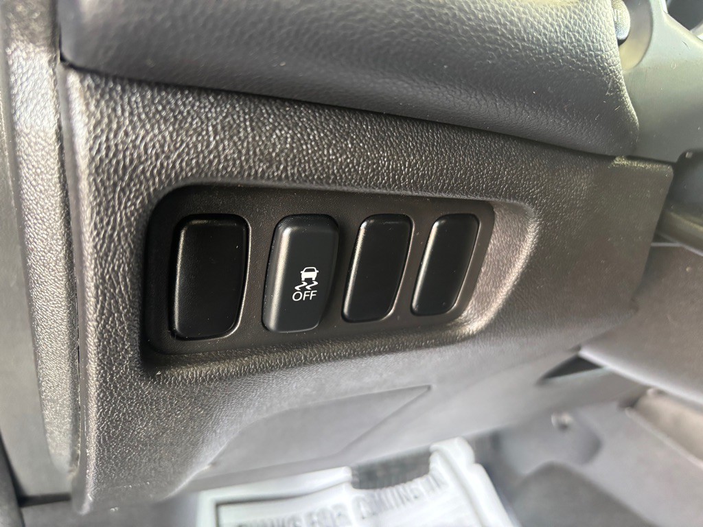 2015 Mitsubishi Outlander Image 15