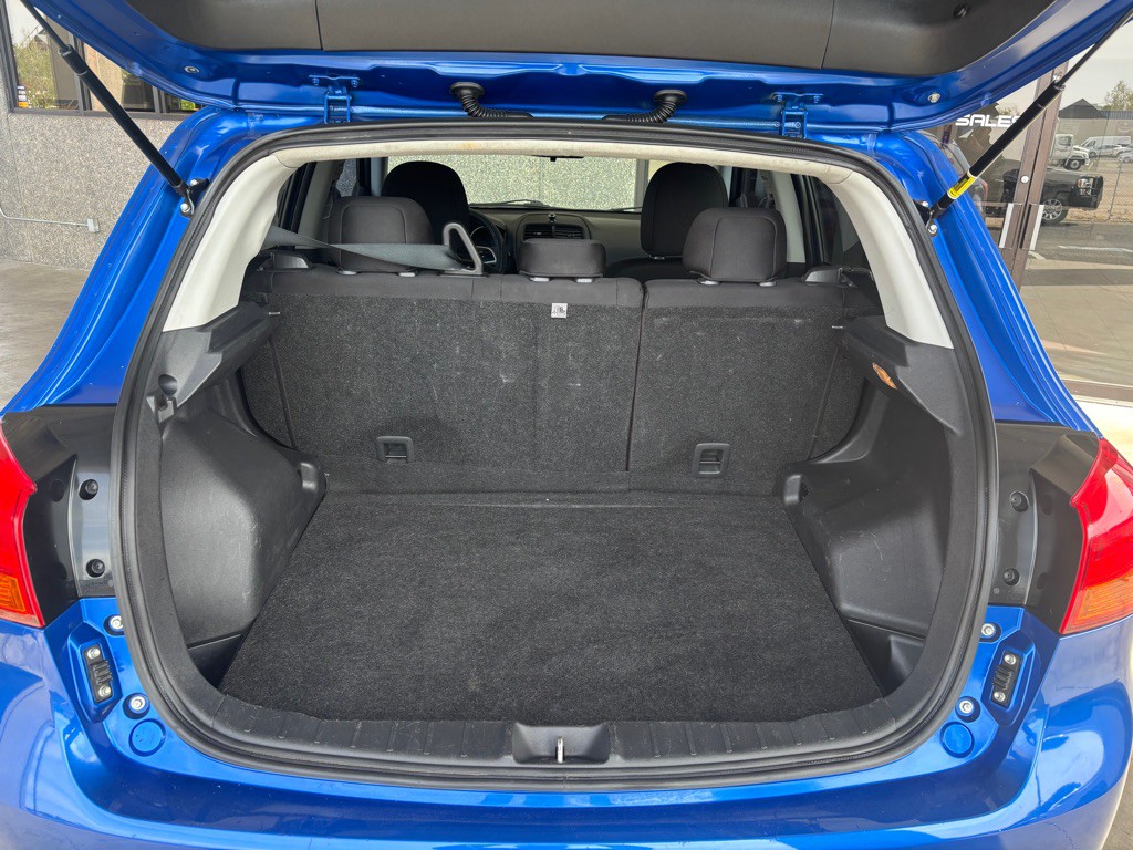 2015 Mitsubishi Outlander Image 25