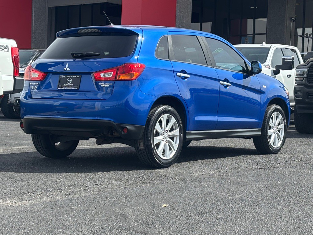2015 Mitsubishi Outlander Image 44