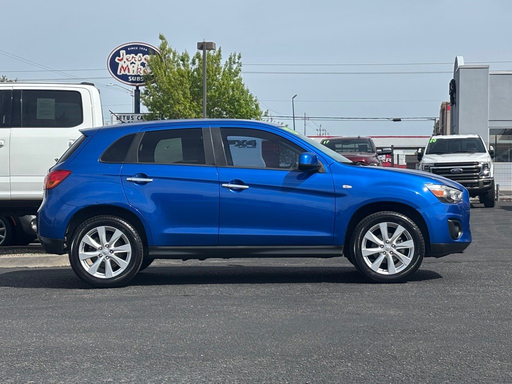 2015 Mitsubishi Outlander Image 46