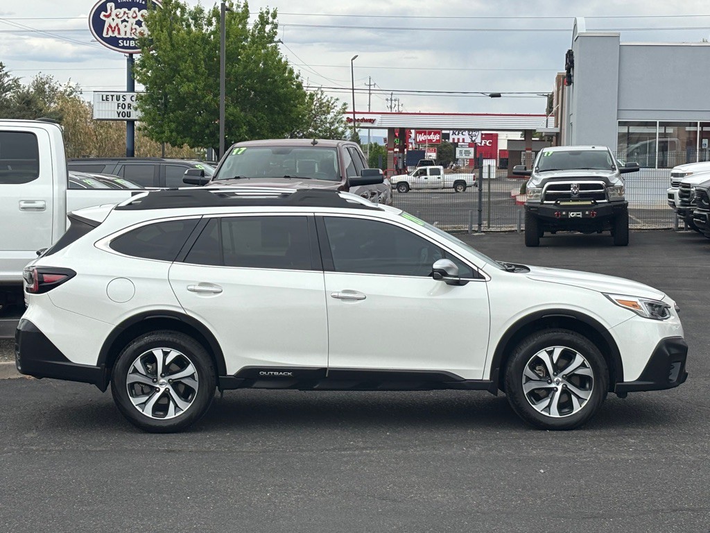2020 Subaru Outback Image 3