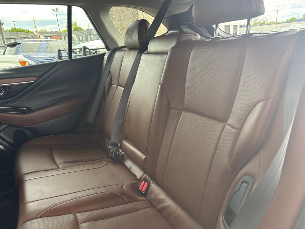 2020 Subaru Outback Image 25